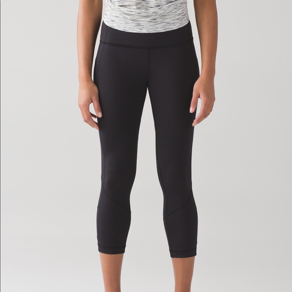 Lululemon Black Pace Rival Crop Leggings